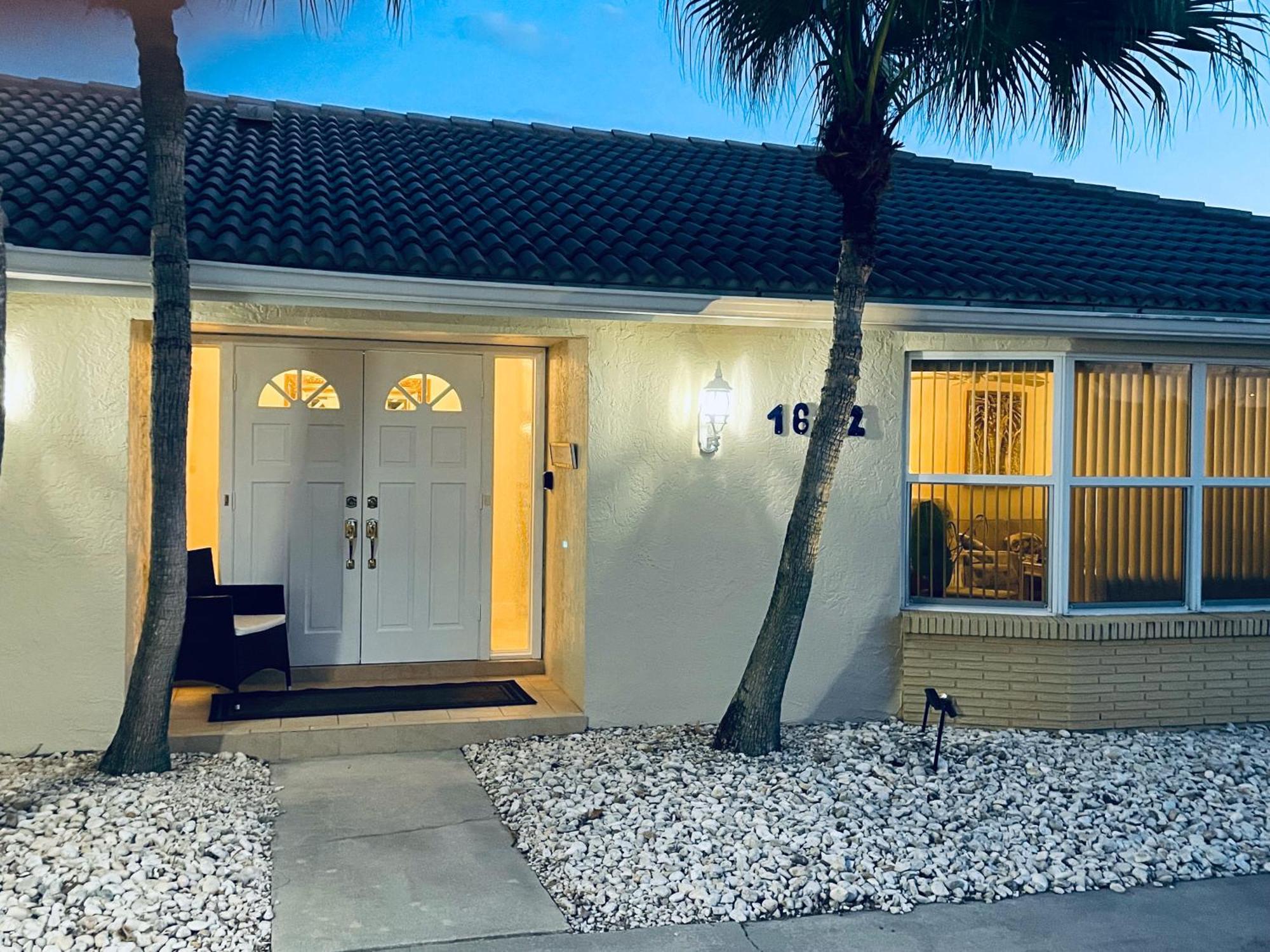 Villa Catalina Isles - Holidays In Paradise Cape Coral Exterior foto